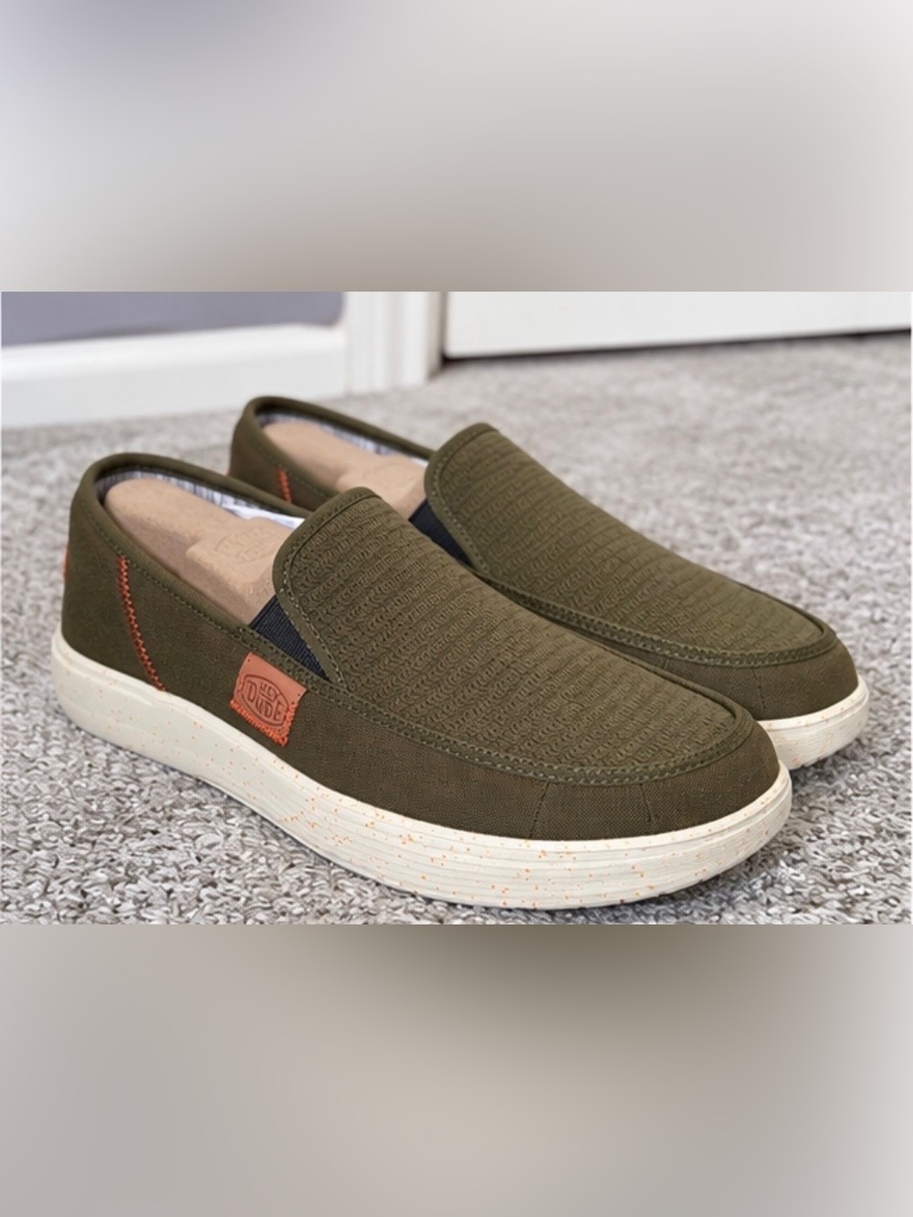 Hey Dude Sunapee M Coastline men’s Olive slip-on shoes size 8. New in Box